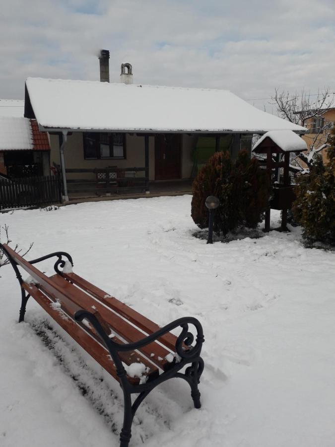 Galerija Jovanovic Topola Zewnętrze zdjęcie